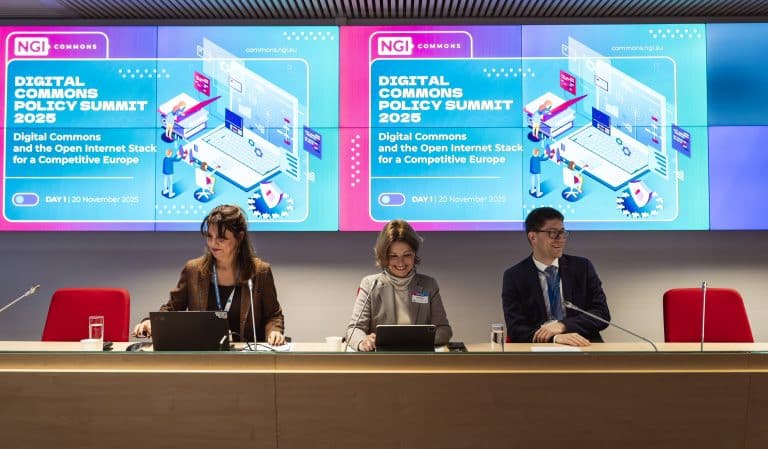 Sommet politique «Digital Commons» 2025: Europe Moves From? Why? to? How? sur Digital Commons Adoption